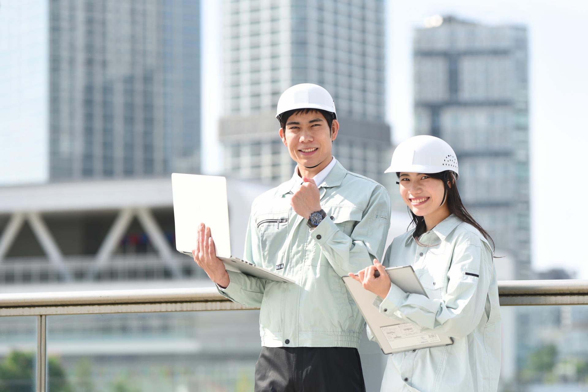 工事現場からICTで繋がっているイメージ