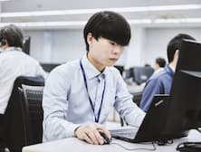 システムエンジニア