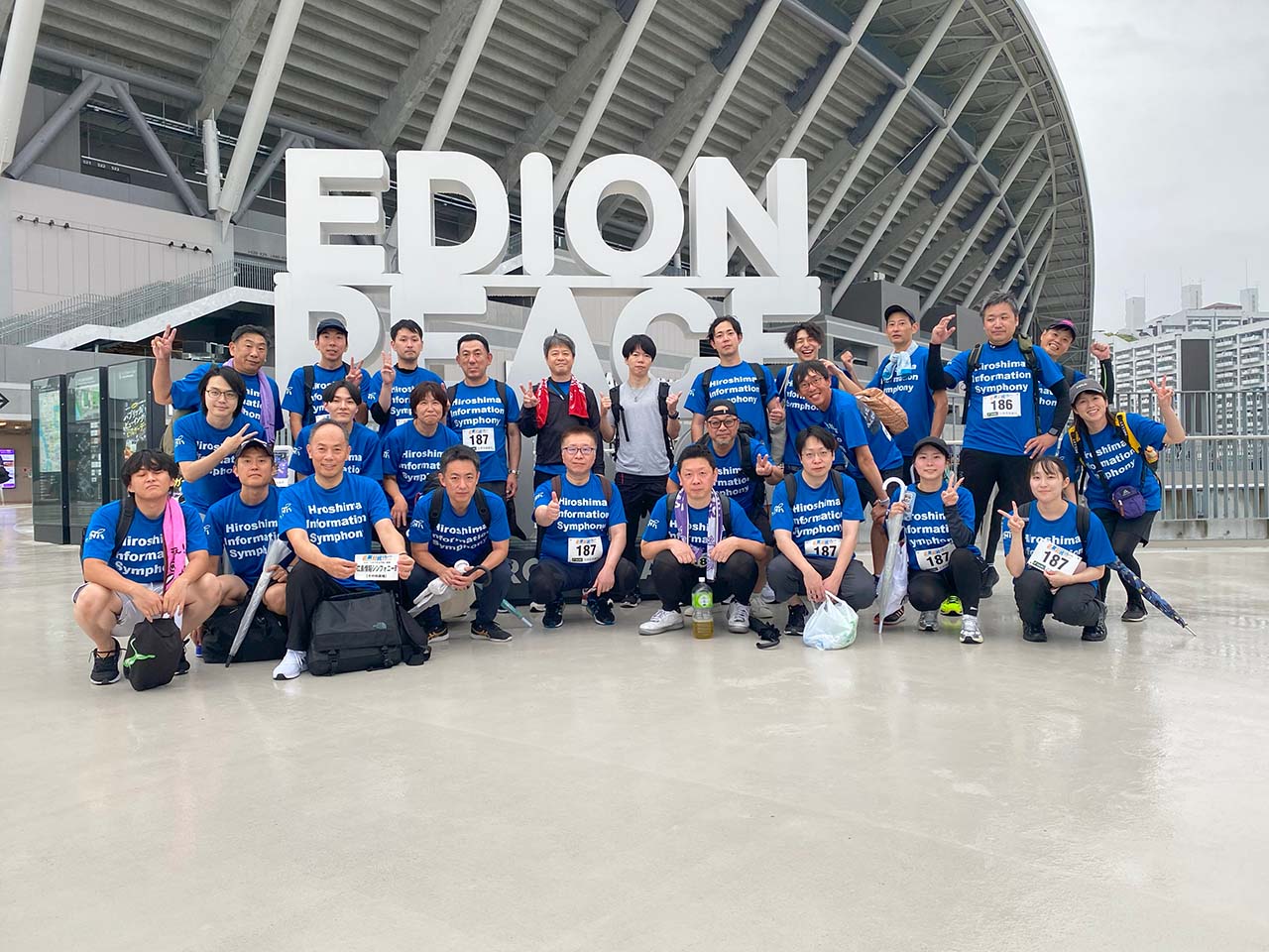 マラソン大会の集合写真