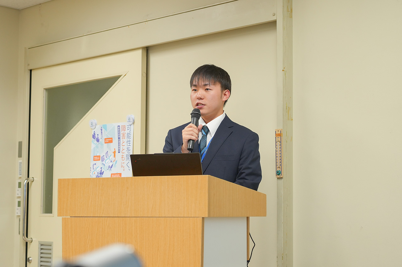 新入社員成果報告会